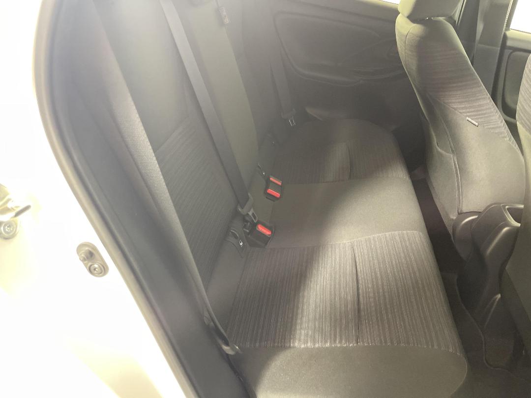 Photo '20' of Toyota Yaris