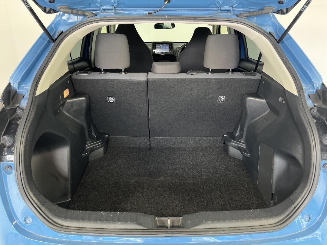 Photo '14' of Toyota Yaris Photo '14' of Toyota Yaris