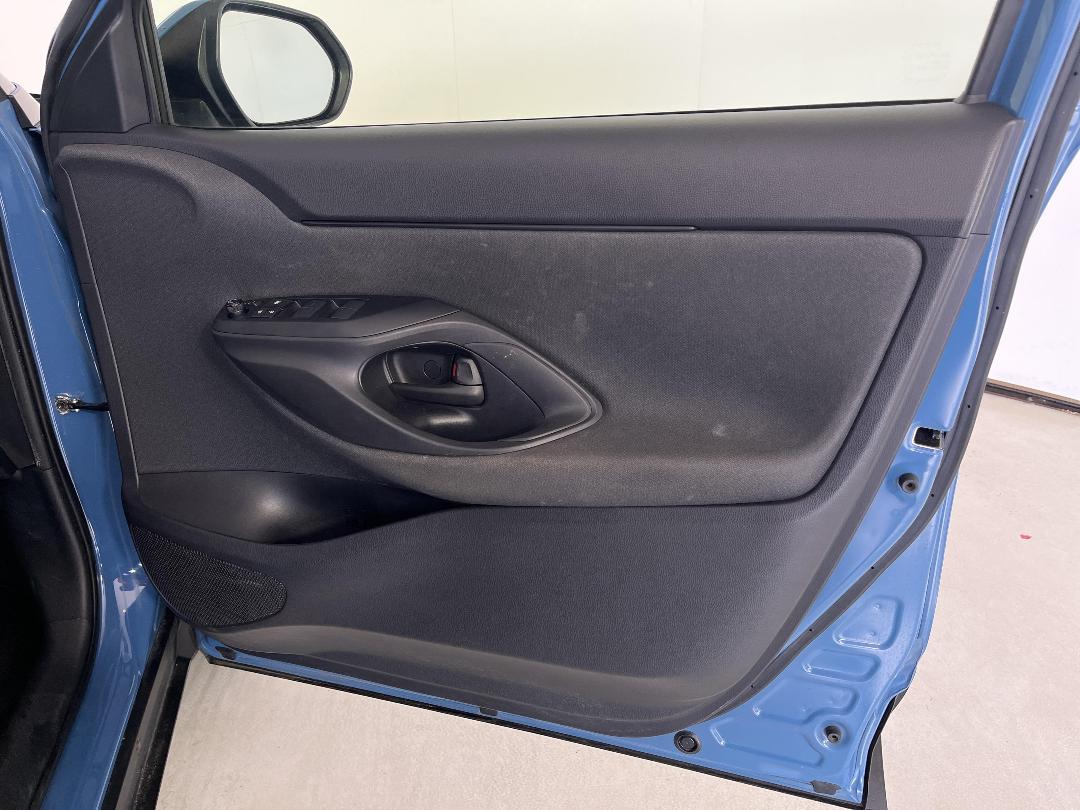 Photo '15' of Toyota Yaris Photo '15' of Toyota Yaris