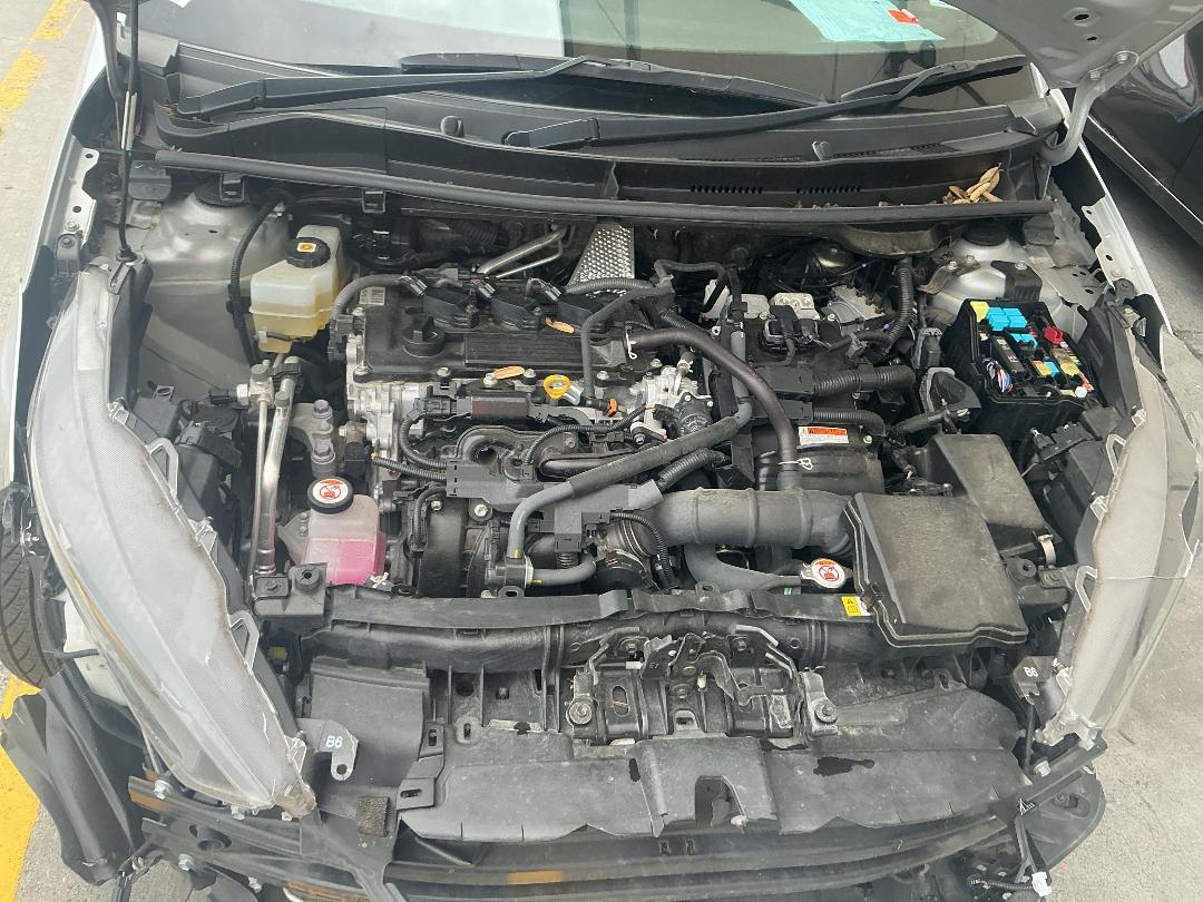 Photo '14' of Toyota Yaris GX