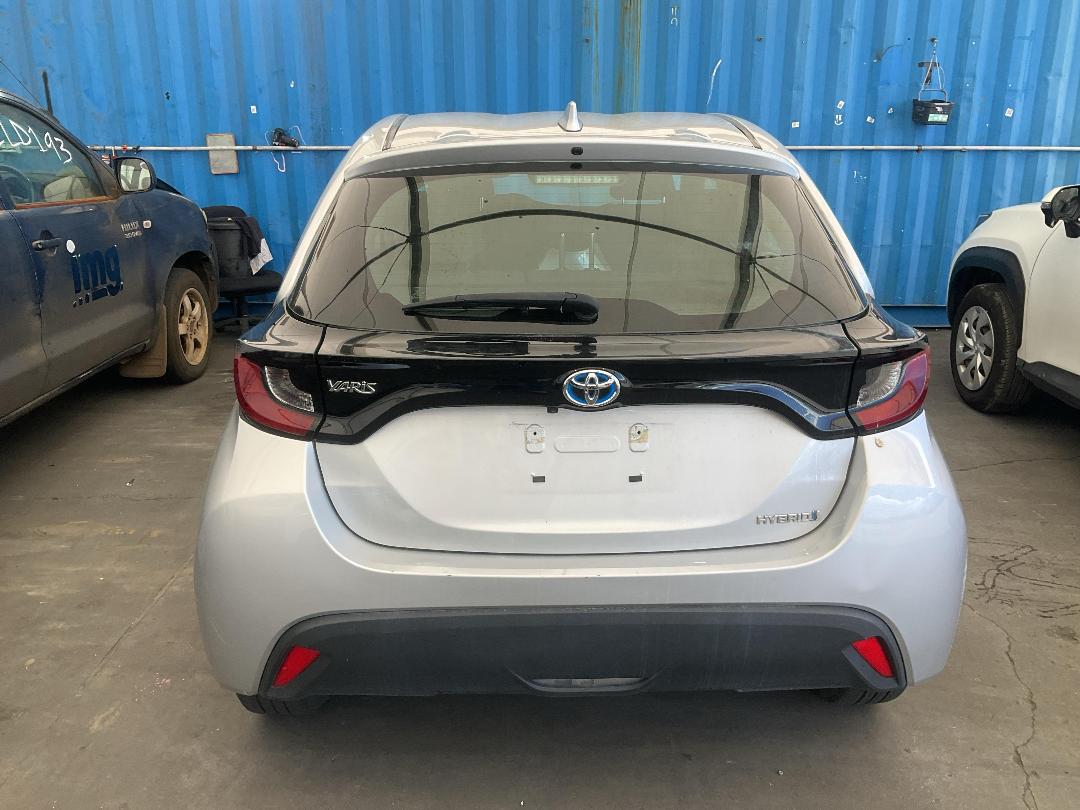 Photo '11' of Toyota Yaris GX