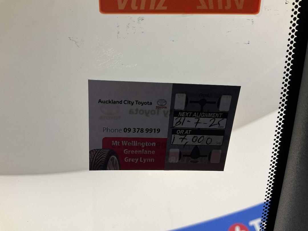 Photo '25' of Toyota Yaris