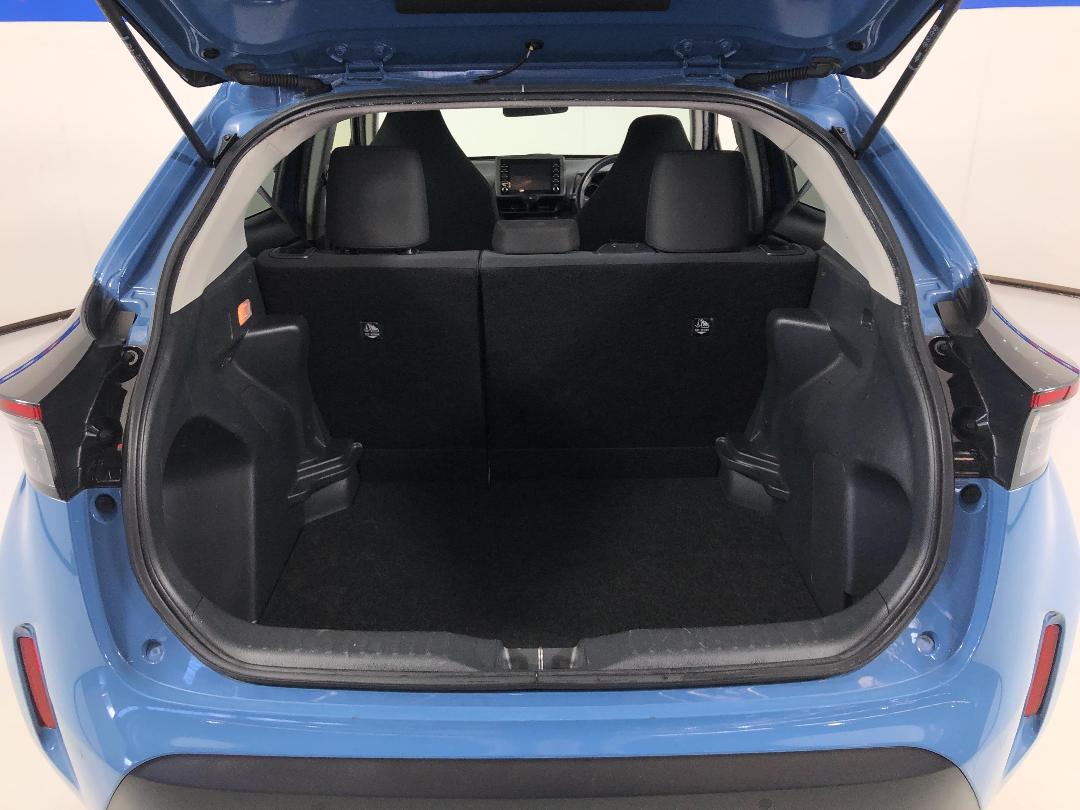 Photo '14' of Toyota Yaris Cross