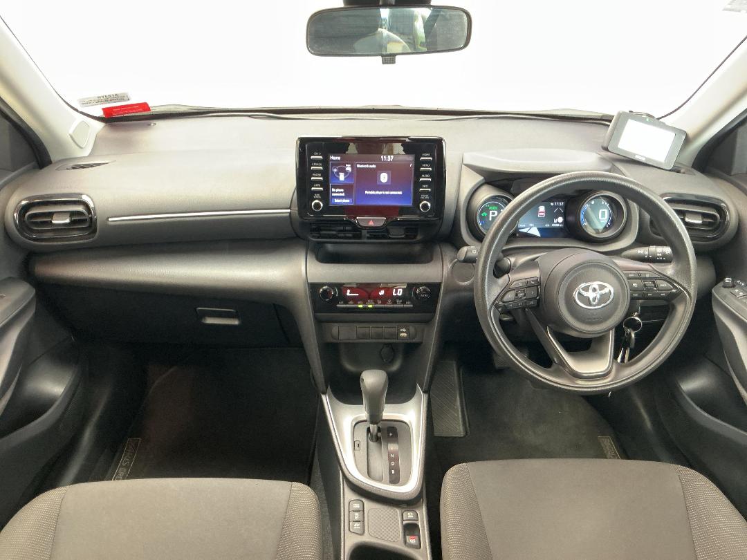 Photo '17' of Toyota Yaris Cross