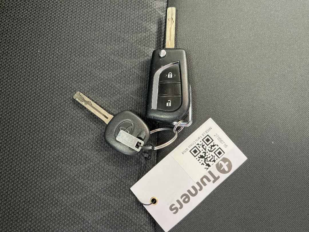 Photo '22' of Toyota Yaris Cross