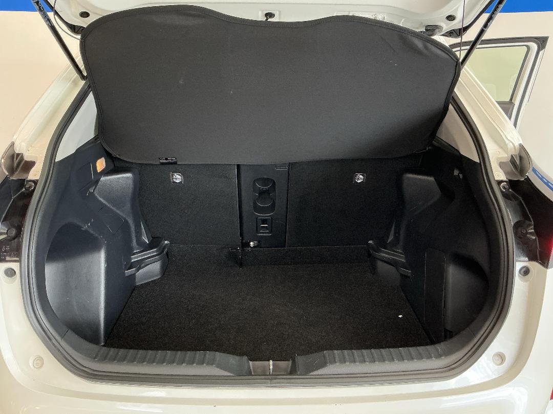 Photo '14' of Toyota Yaris Cross