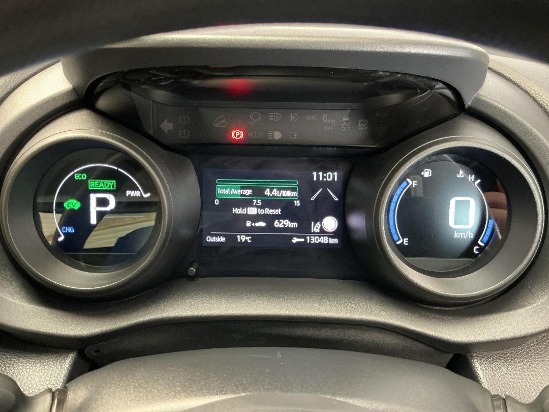 Photo '21' of Toyota Yaris Cross