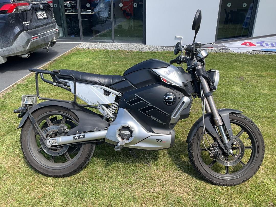 Photo '2' of VMOTO Super Soco TC MAX Photo '2' of VMOTO Super Soco TC MAX