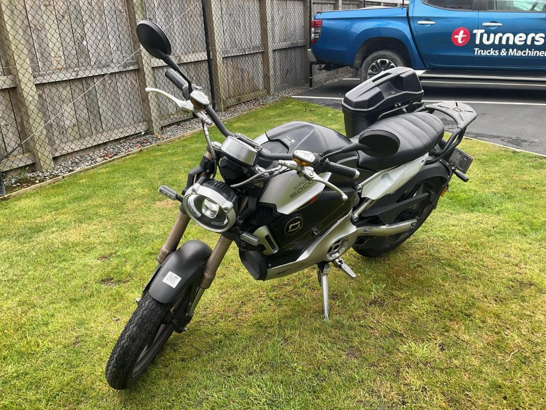 Photo '7' of VMOTO Super Soco TC MAX Photo '7' of VMOTO Super Soco TC MAX