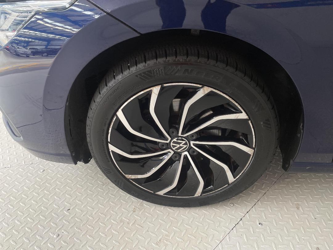 Photo '10' of Volkswagen Golf