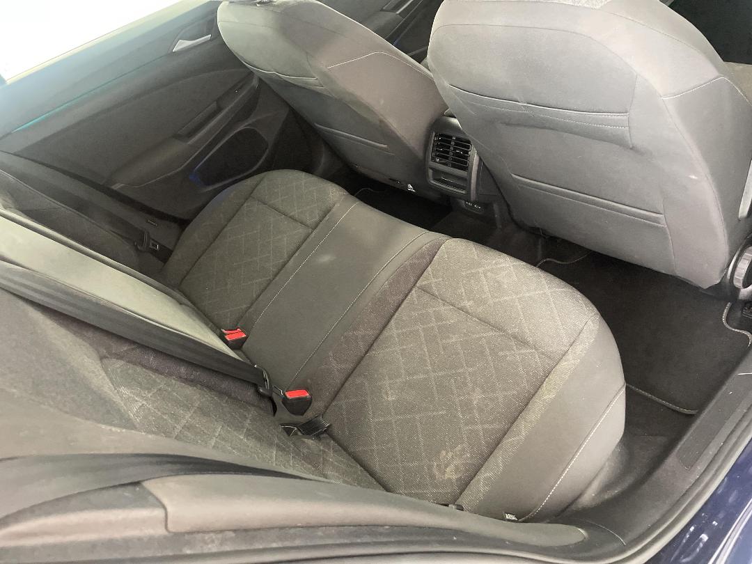 Photo '20' of Volkswagen Golf