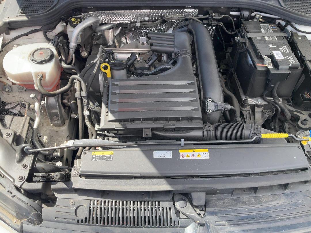 Photo '8' of Volkswagen Golf TSI R-Line