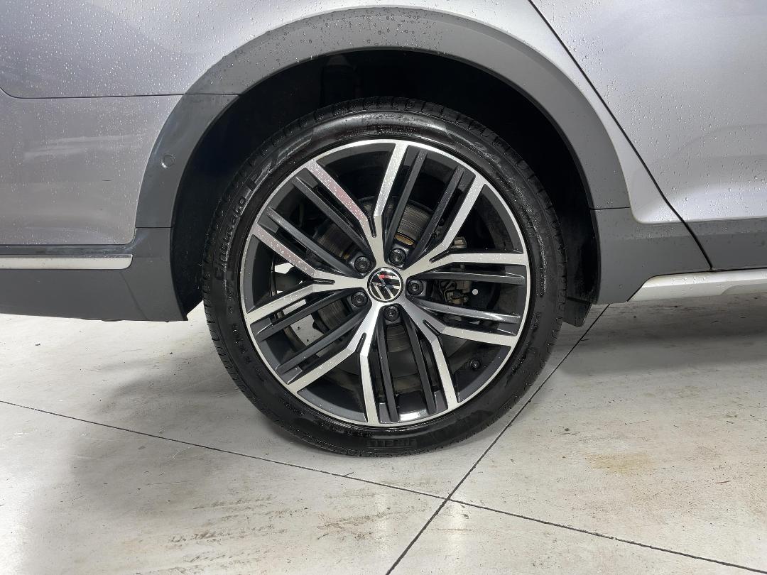 Photo '12' of Volkswagen Passat