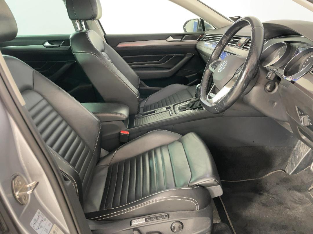 Photo '16' of Volkswagen Passat