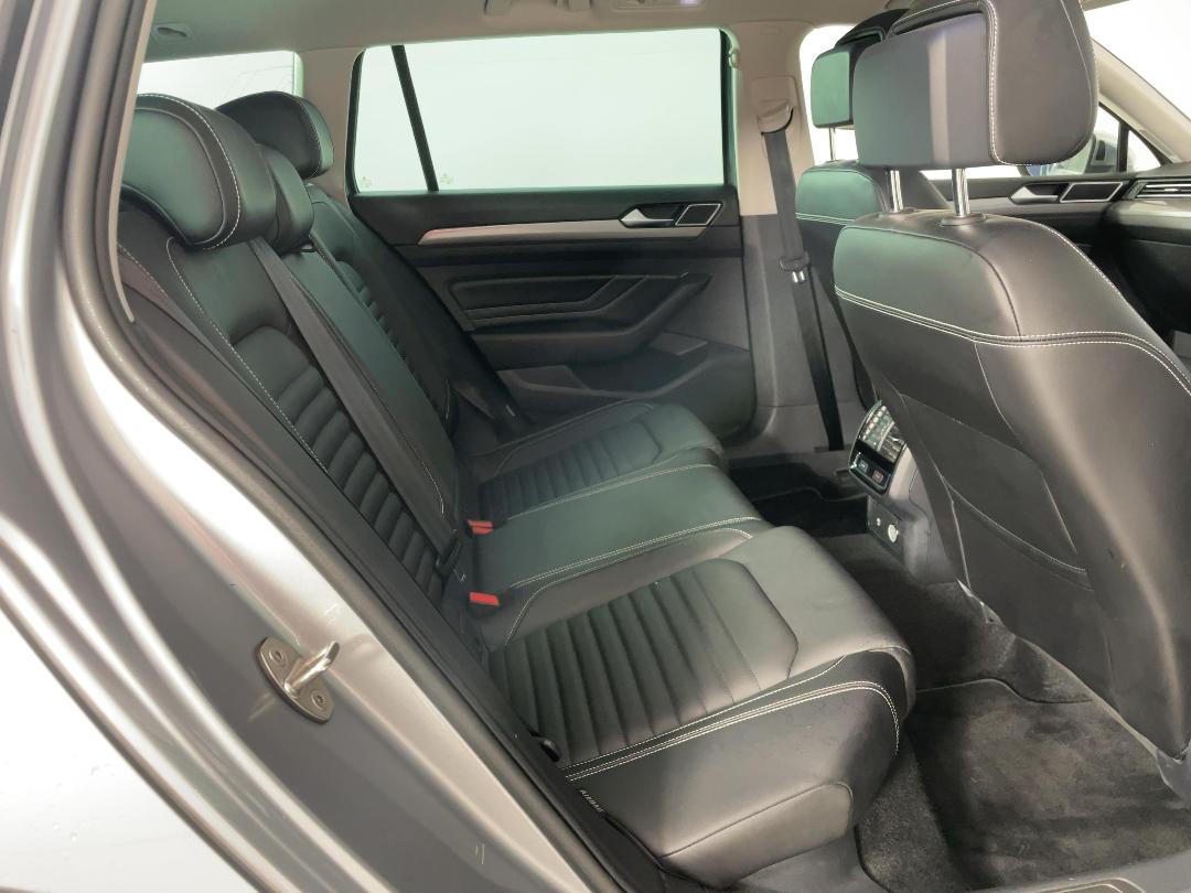 Photo '20' of Volkswagen Passat