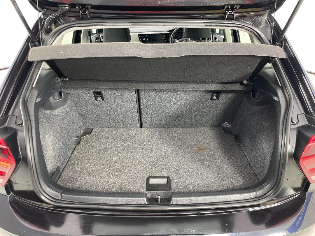 Photo '14' of Volkswagen Polo