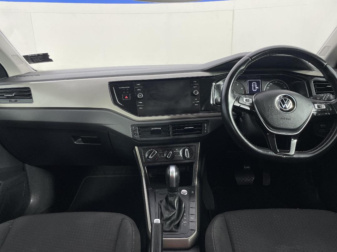 Photo '17' of Volkswagen Polo