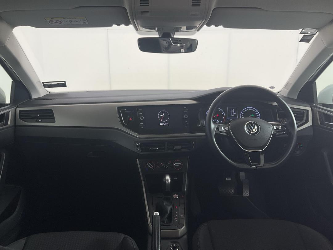 Photo '17' of Volkswagen Polo