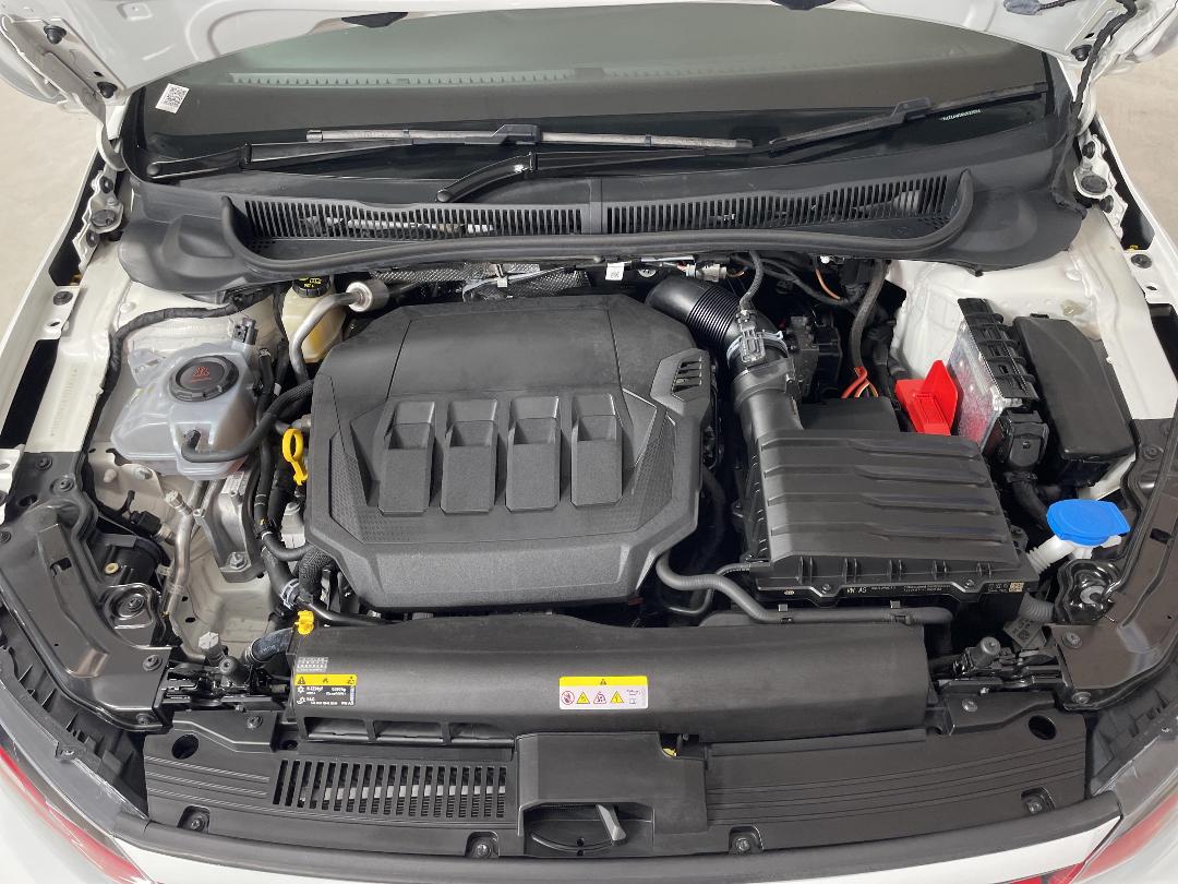 Photo '13' of Volkswagen Polo