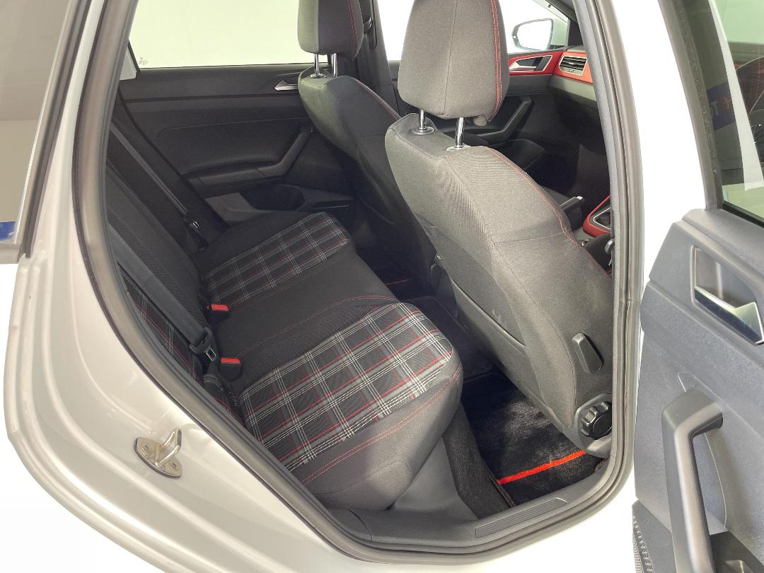 Photo '20' of Volkswagen Polo