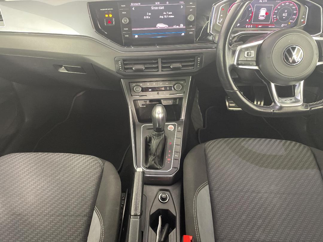 Photo '18' of Volkswagen Polo