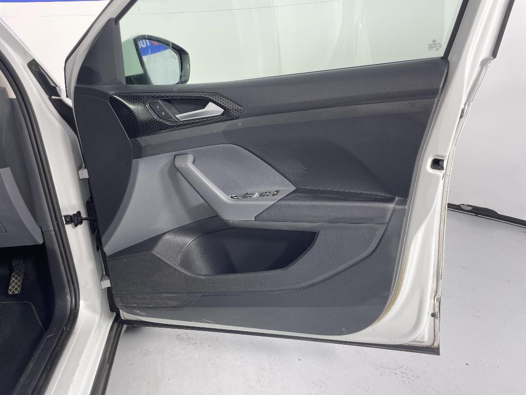 Photo '15' of Volkswagen T-Cross