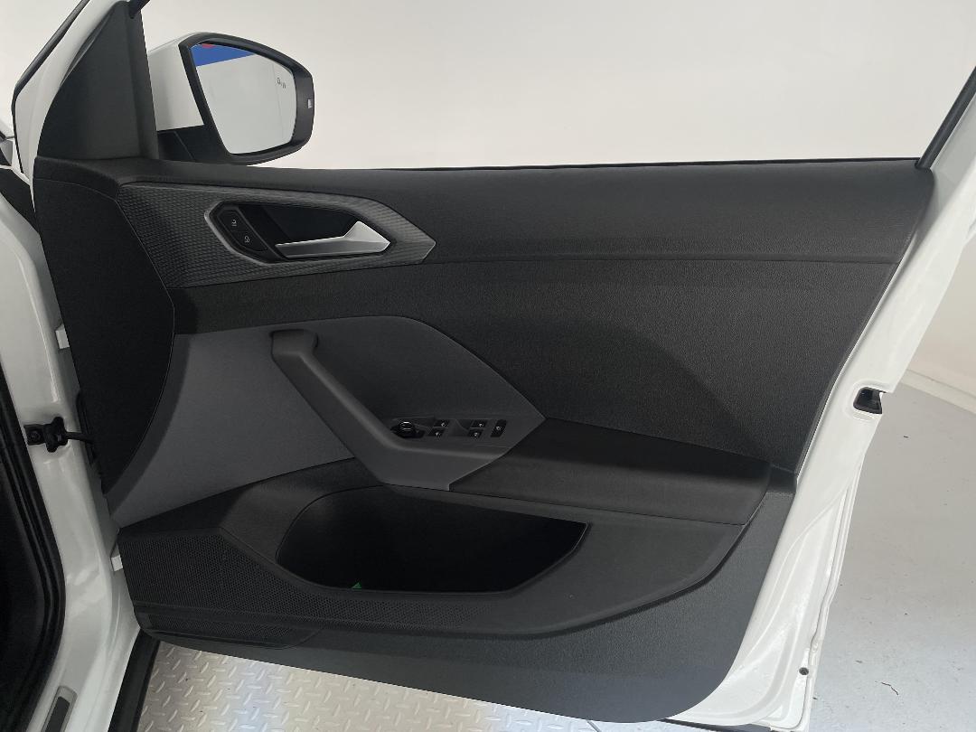 Photo '15' of Volkswagen T-Cross Photo '15' of Volkswagen T-Cross