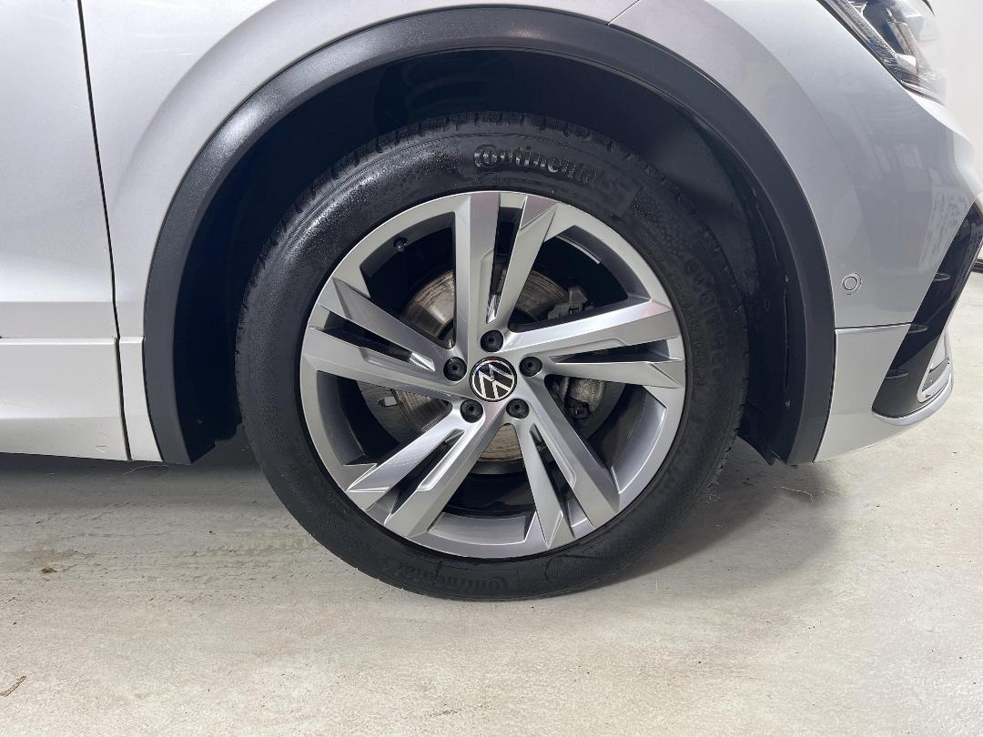 Photo '9' of Volkswagen Tiguan Photo '9' of Volkswagen Tiguan