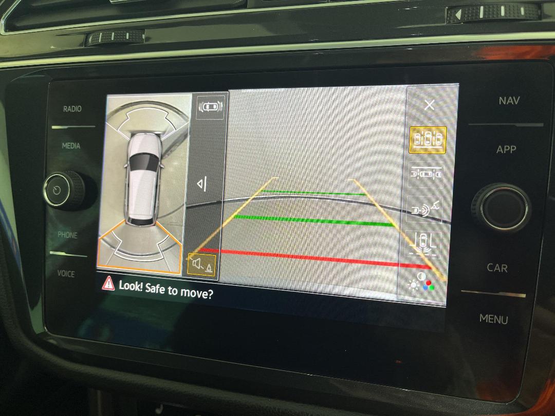 Photo '23' of Volkswagen Tiguan Photo '23' of Volkswagen Tiguan