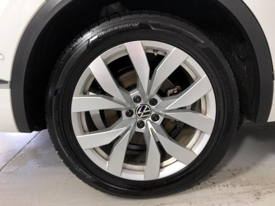 Photo '12' of Volkswagen Touareg