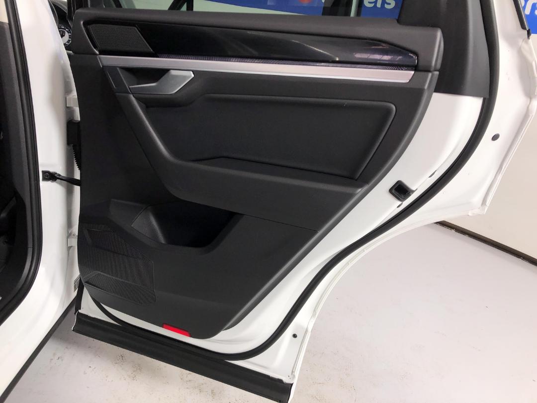 Photo '19' of Volkswagen Touareg