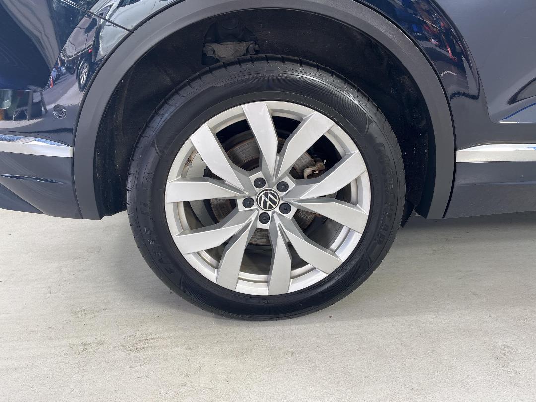 Photo '12' of Volkswagen Touareg