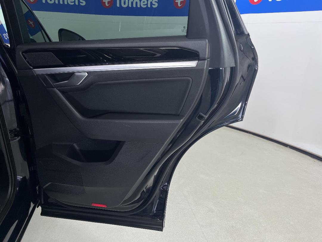 Photo '19' of Volkswagen Touareg