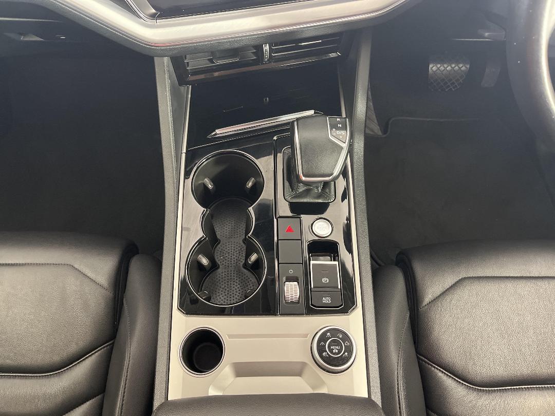 Photo '18' of Volkswagen Touareg