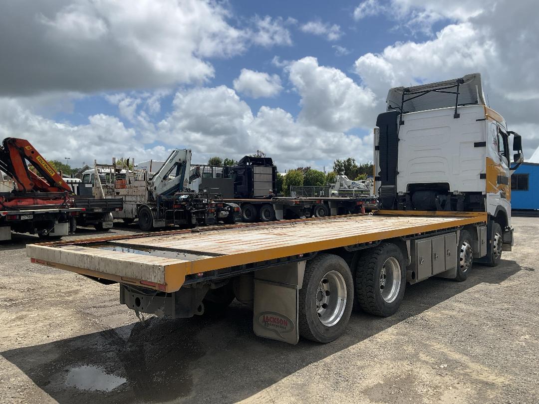 Photo '4' of Volvo FH16 700 SERIES4 8X4R Other Truck Photo '4' of Volvo FH16 700 SERIES4 8X4R Other Truck