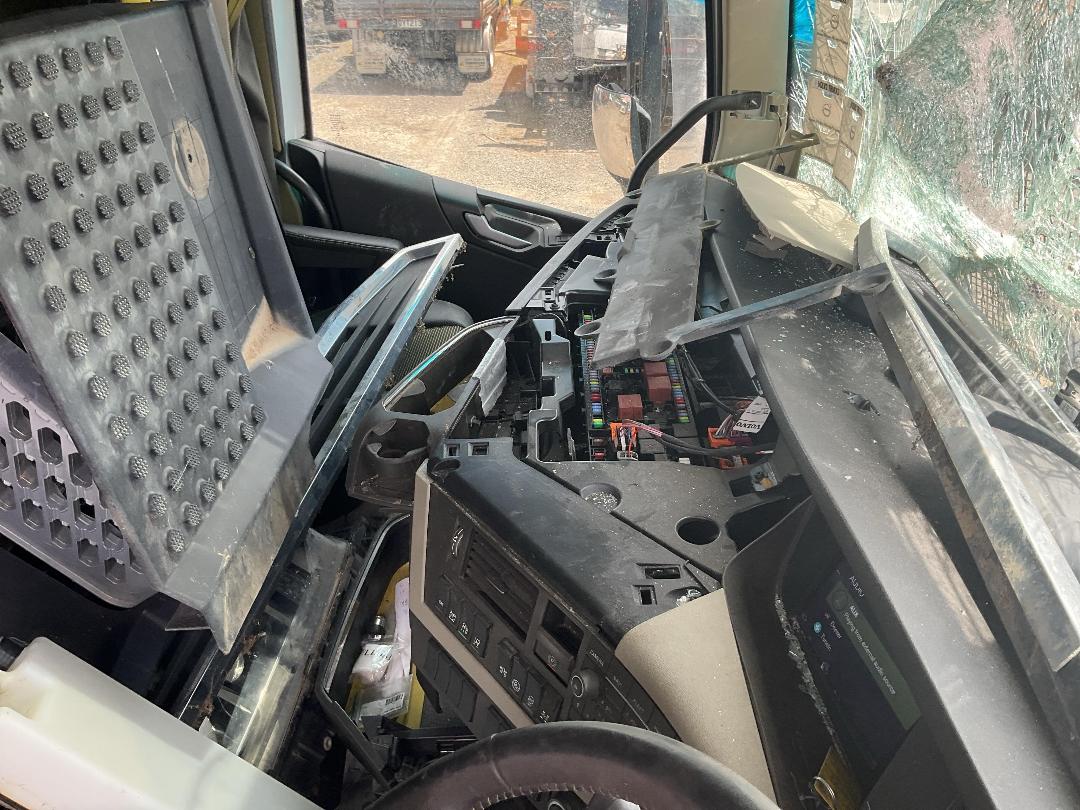 Photo '14' of Volvo FH16 700 SERIES4 8X4R Other Truck Photo '14' of Volvo FH16 700 SERIES4 8X4R Other Truck