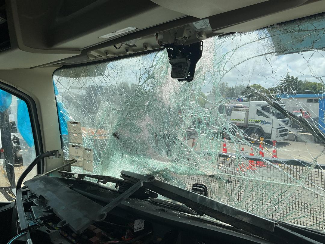 Photo '18' of Volvo FH16 700 SERIES4 8X4R Other Truck Photo '18' of Volvo FH16 700 SERIES4 8X4R Other Truck