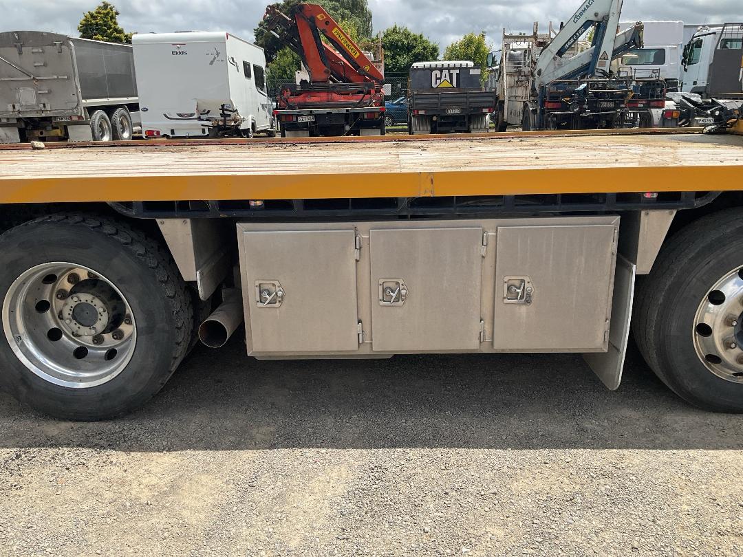 Photo '25' of Volvo FH16 700 SERIES4 8X4R Other Truck Photo '25' of Volvo FH16 700 SERIES4 8X4R Other Truck