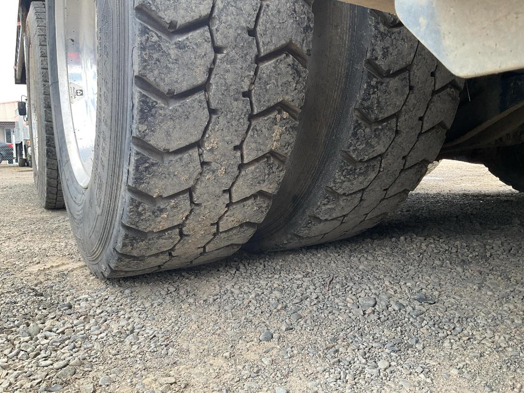 Photo '32' of Volvo FH16 700 SERIES4 8X4R Other Truck Photo '32' of Volvo FH16 700 SERIES4 8X4R Other Truck