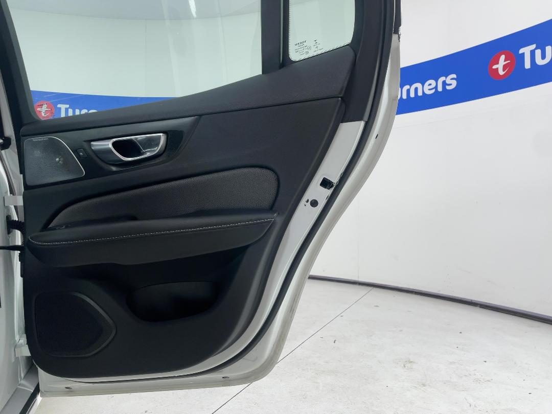 Photo '19' of Volvo S60 Photo '19' of Volvo S60