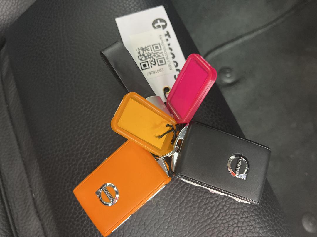 Photo '22' of Volvo V60 Cross Country Photo '22' of Volvo V60 Cross Country