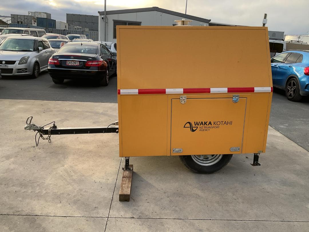 Photo '9' of WADE Special Purpose Box Body - Single