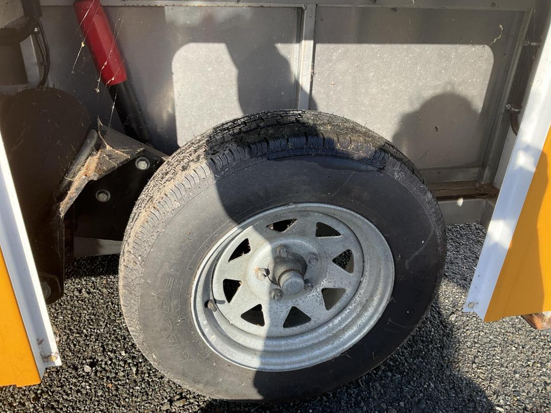 Photo '19' of WADE Special Purpose Box Body - Single