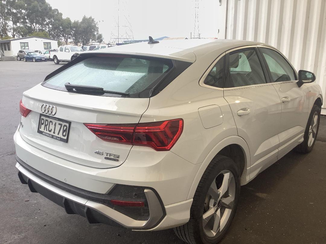 Photo '9' of Audi Q3 Sportback 45 180KW Photo '9' of Audi Q3 Sportback 45 180KW