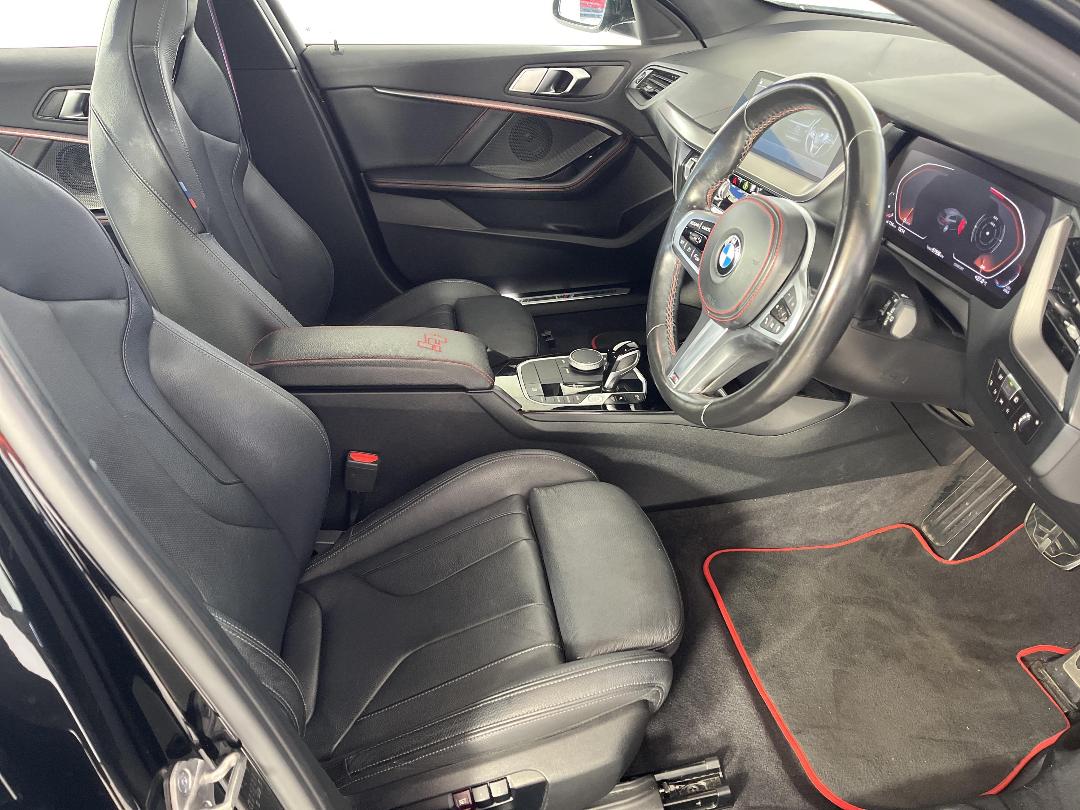 Photo '16' of BMW 1 Series