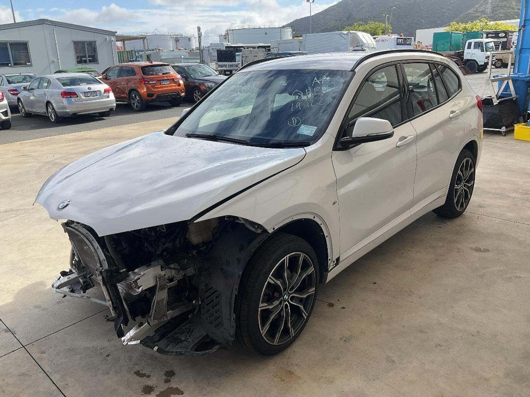 Photo '2' of BMW X1 S18I