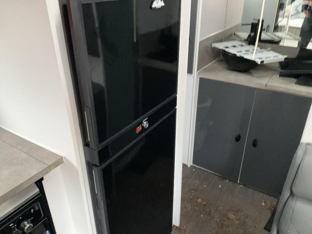 Photo '9' of CANYON VIKING XTREME Caravan - Single