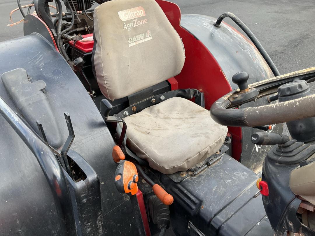 Photo '16' of Case IH Quantum 85V Tractor Photo '16' of Case IH Quantum 85V Tractor