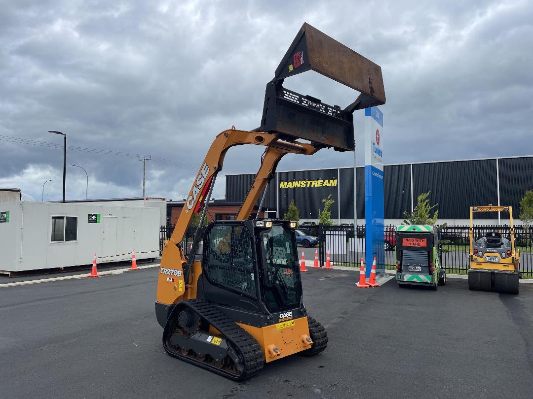 Photo '29' of Case TR270B Skid Steer Photo '29' of Case TR270B Skid Steer