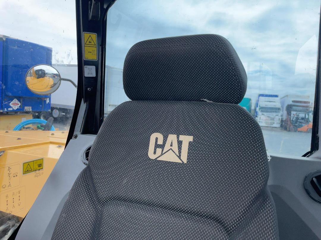 Photo '16' of CAT 307.5 Excavator